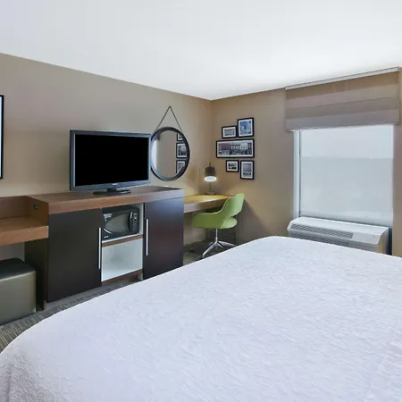 Hampton Inn Commerce/Novi-3