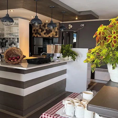 Auberge La Camarine-3