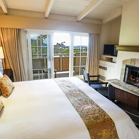 Tradewinds Carmel-2