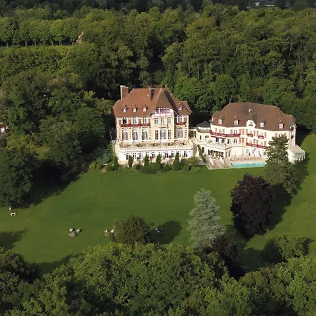 Le Chateau De La Tour-3