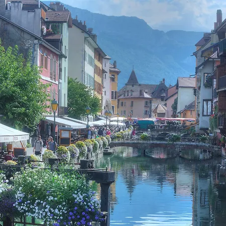 Campanile Annecy Centre - Gare-2