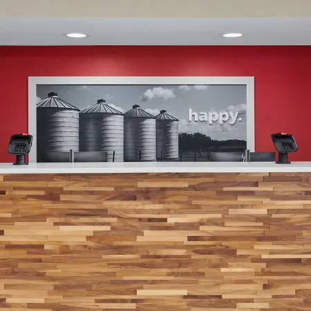 Hampton Inn Kansas City The Legends-3