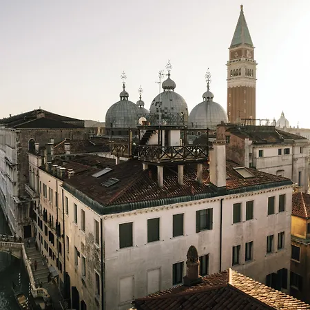 Hotel Al Ponte Dei Sospiri-3
