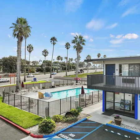 Motel 6-Ventura, Ca - Beach-3