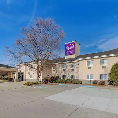 Sleep Inn & Suites Charles City-2