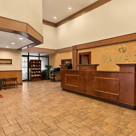 Ramada By Wyndham Fredericton-2