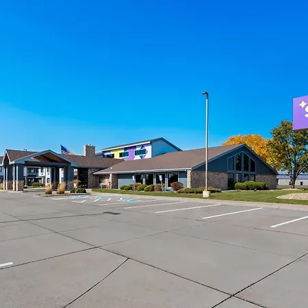 Spark By Hilton Cedar Falls-3