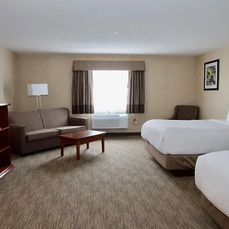 Days Inn & Suites By Wyndham Brooks-3