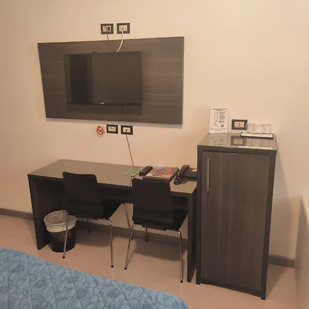 Hotel Roma-3