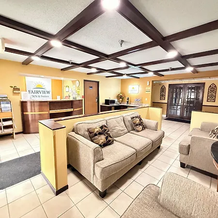 Fairview Inn & Suites Whitewater-3