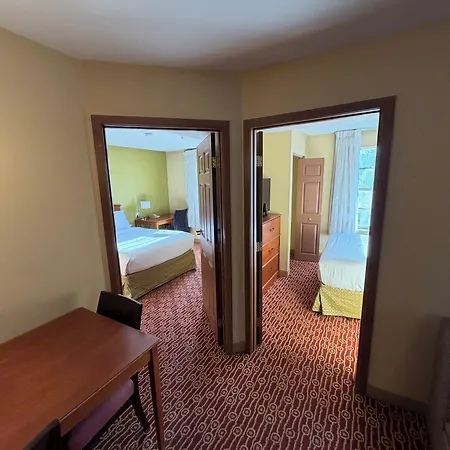 Mainstay Suites Bloomington Near University-3