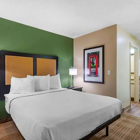 Extended Stay America Select Suites - Tampa - North Airport-3