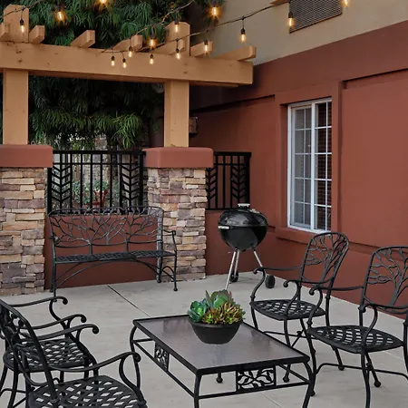 Larkspur Landing Extended Stay Suites Bellevue-2