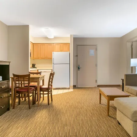 Quality Inn & Suites Monroe-3