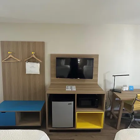 Days Inn By Wyndham Royston-2
