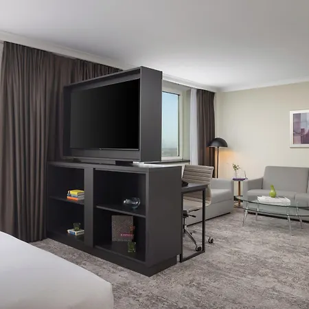 Hilton Duesseldorf-3