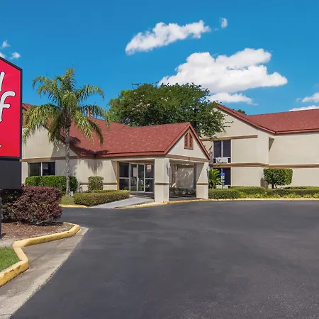Red Roof Inn & Suites Brunswick I-95-3