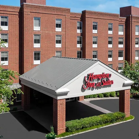 Hampton Inn & Suites Charlottesville At The University-2