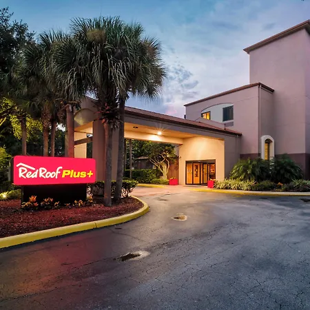 Red Roof Inn Plus+ Palm Coast-3