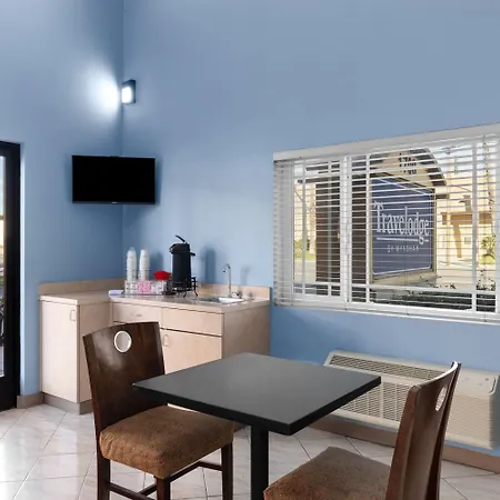 Travelodge By Wyndham Banning Casino And Outlet Mall-3