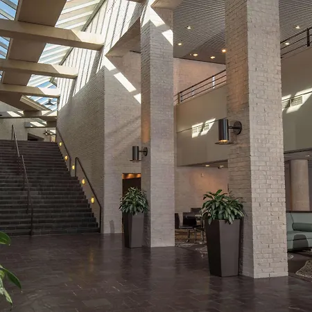 The Inverness Denver, A Hilton Golf & Spa Resort-3