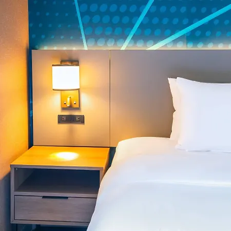 Comfort Suites London - Dearness Drive-2