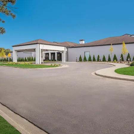 Sonesta Select Detroit Auburn Hills-2