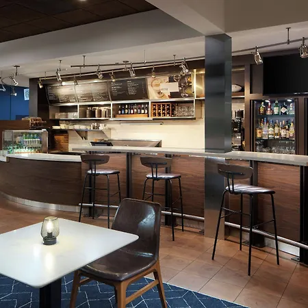 Courtyard By Marriott Annapolis-2