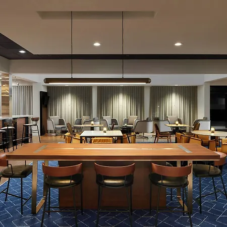 Courtyard By Marriott Annapolis-3