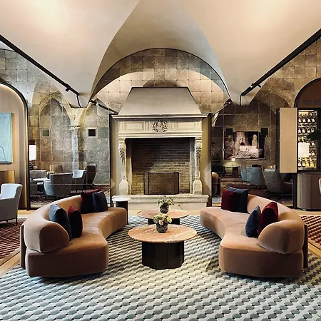 Four Seasons Hotel Milano-3