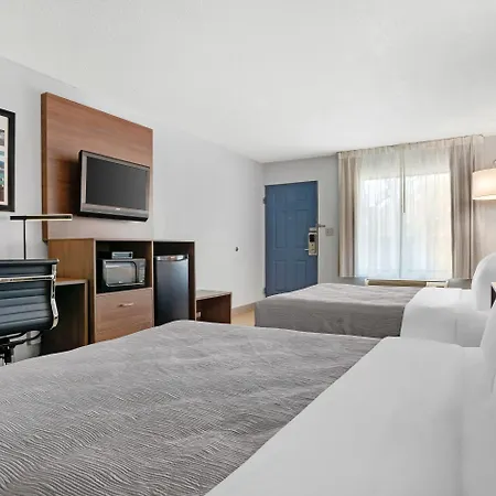 Quality Inn & Suites Near Lake Eufaula-2