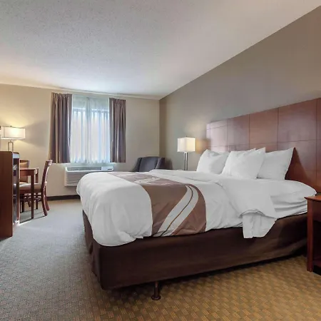 Quality Inn Hays I-70-2