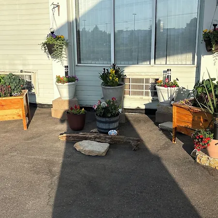 Americas Best Value Inn Kalispell-3
