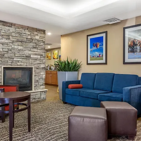 Comfort Inn & Suites Phoenix North - Deer Valley-2