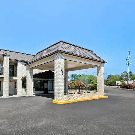 Quality Inn Raeford-2