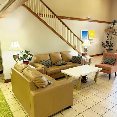 Days Inn & Suites By Wyndham Cuba-3