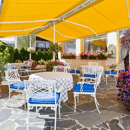 Wittelsbacher Hof Swiss Quality Hotel-3