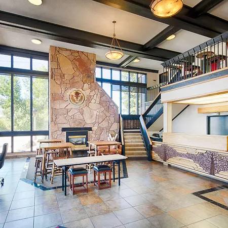 Red Lion Inn & Suites Missoula-2