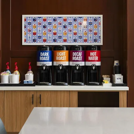 Hampton Inn & Suites Mystic-2