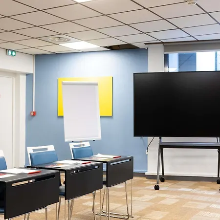 Ibis Bordeaux Centre Meriadeck-3