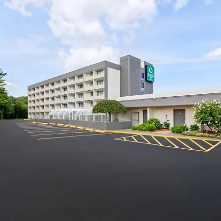 Quality Inn West Springfield-3
