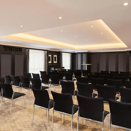 Hilton Vienna Plaza-2
