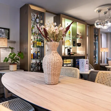 Mercure Paris Montparnasse Raspail-2