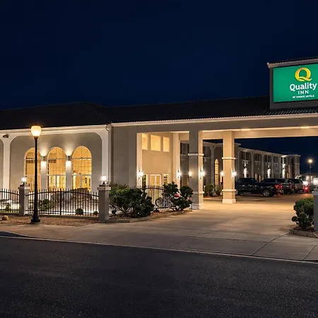 Quality Inn Winslow I-40-2
