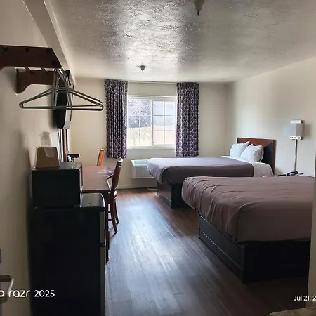 Ameri-Stay Inn & Suites-2