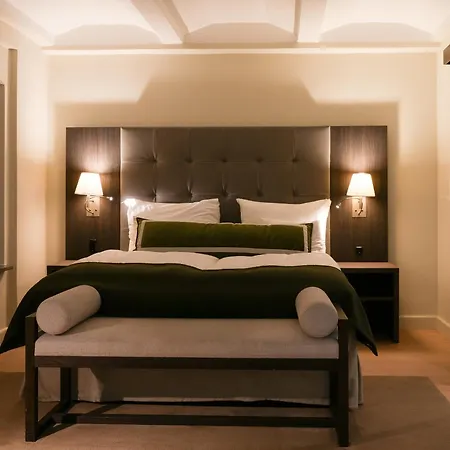 Clarion Hotel Post-2