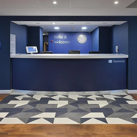 Travelodge Birmingham Fort Dunlop-2