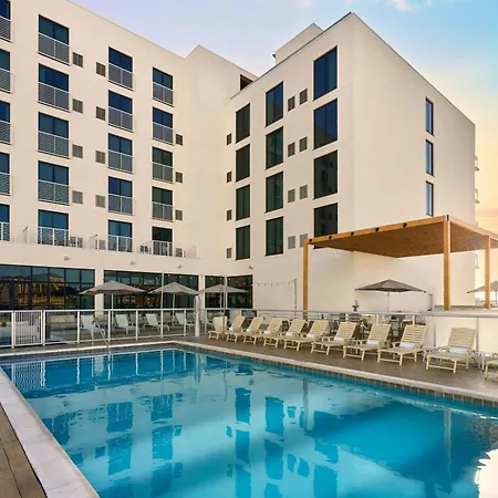 Ac Hotel By Marriott Clearwater Beach-3
