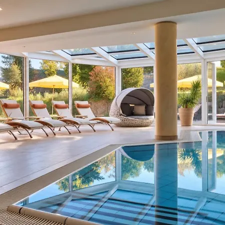 Wander-&Wellnesshotel Nägele-2