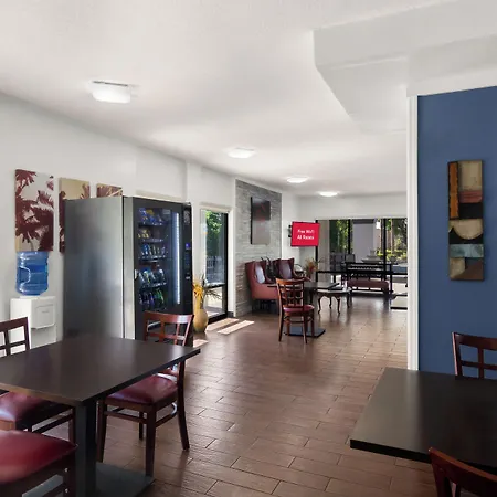 Red Roof Inn Kingsland-2